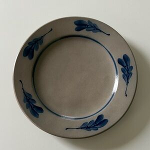 Rowe Pottery Works Teaberry lunch plate